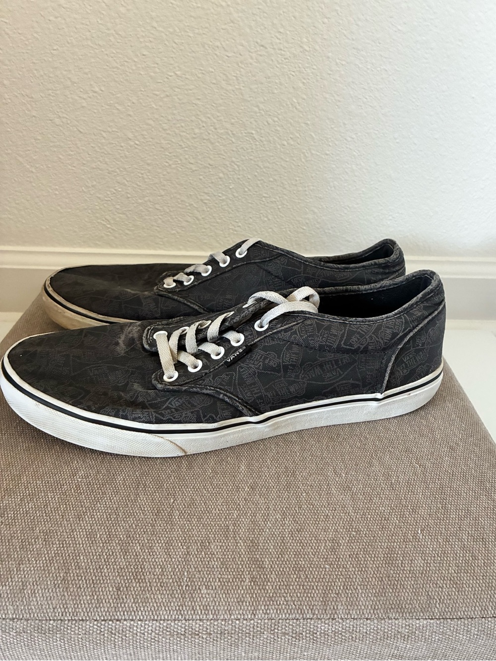 Vans Off the Wall Atwood Sneakers